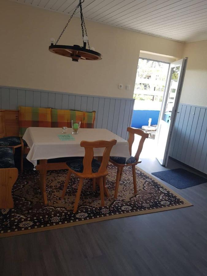 Napfeny Szallo Lägenhet Galambok Exteriör bild